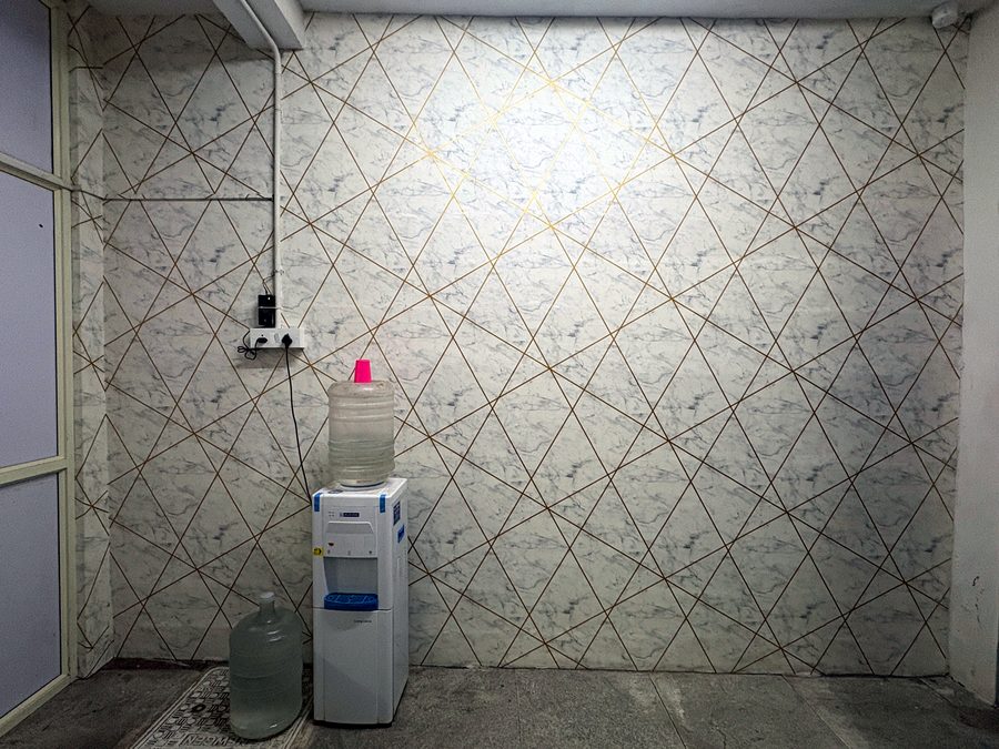 Drinking water dispenser
